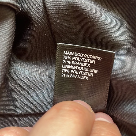 🌟5 for $25🌟 Studio Lite Longline Sports Bra in Grey Depths Say My Name Camo - Picture 5 of 5